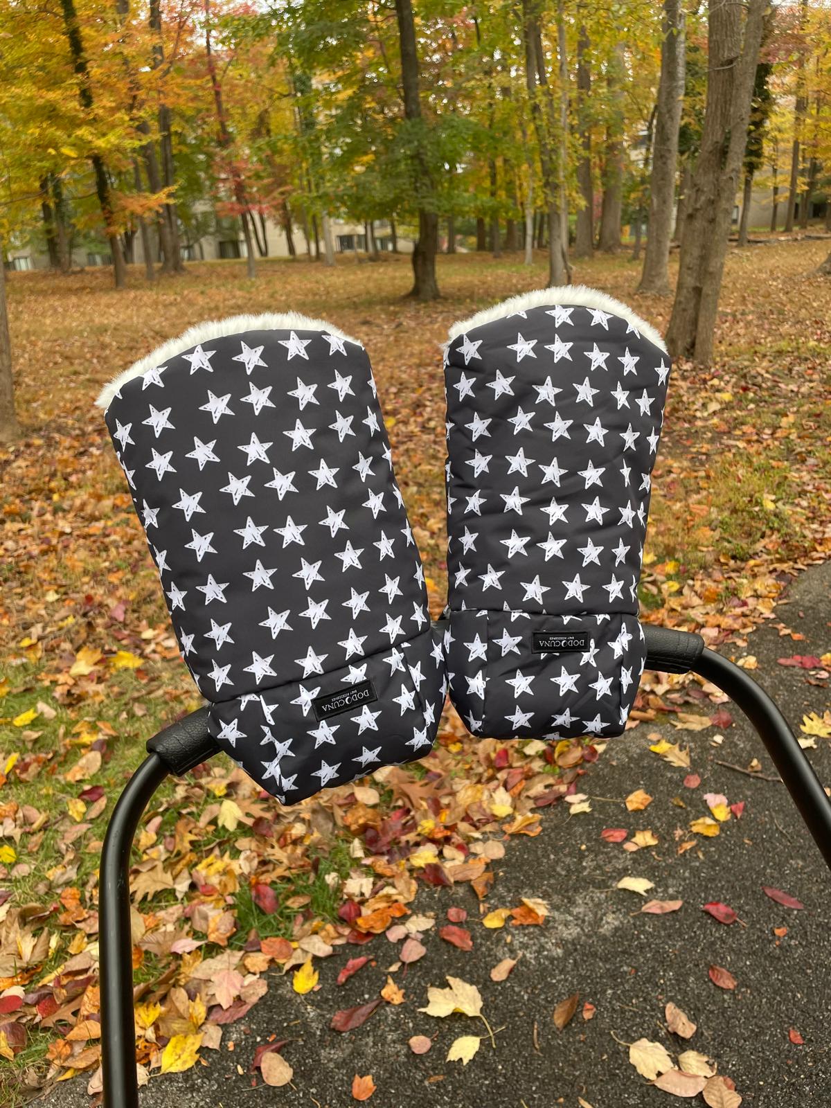 Hand Muff - Black and White Stars